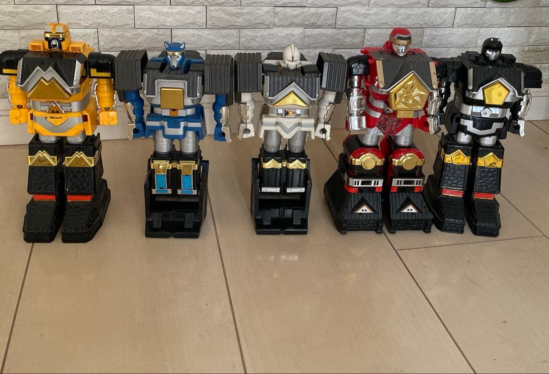 DX 無敵将軍　忍者戦隊　カクレンジャー　ゴジュウジャー　ロボット　ロボ　マシン