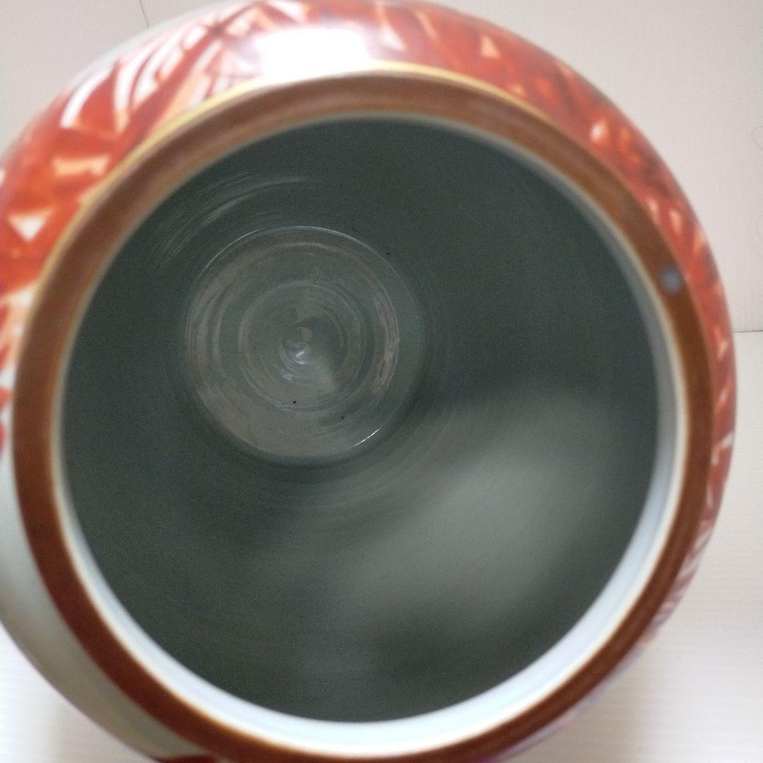 九谷焼き 金彩の美しい竹の絵柄の縁起物 吉祥花瓶に 雅と書かれている