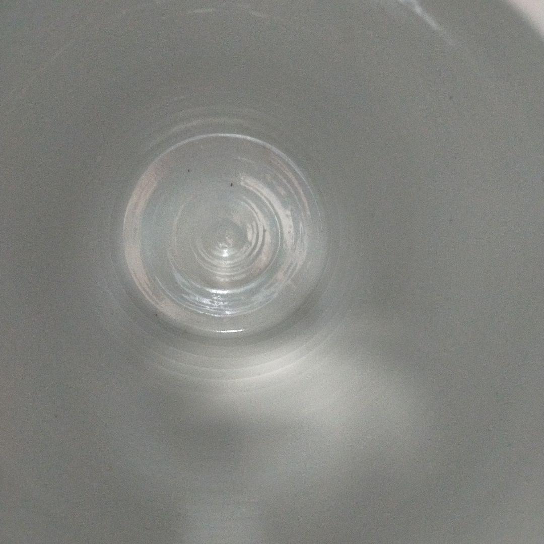 九谷焼き 金彩の美しい竹の絵柄の縁起物 吉祥花瓶に 雅と書かれている