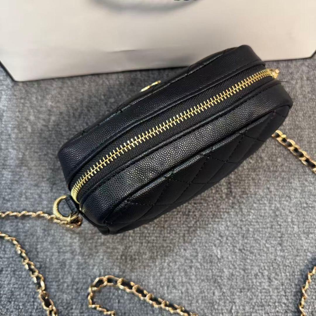 VIP限定 CHANEL ノベルティ ココチャーム付き ショルダーバッグ 希少