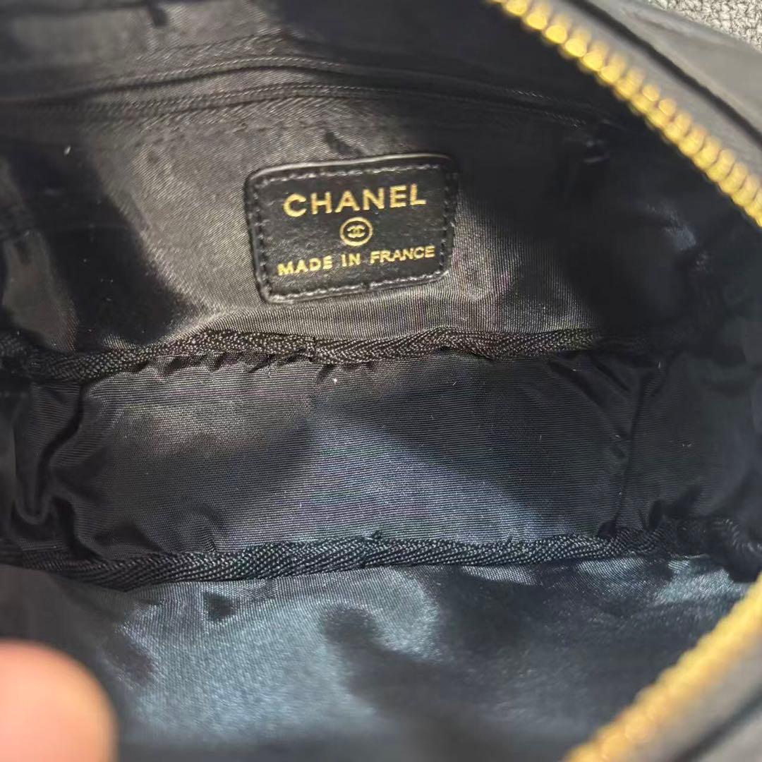 VIP限定 CHANEL ノベルティ ココチャーム付き ショルダーバッグ 希少