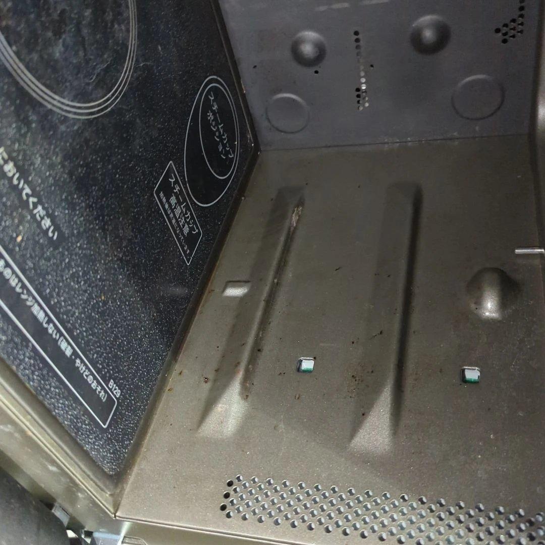 東芝　スチームオーブンレンジ 石窯ドーム ER-D70A(W) ホワイト