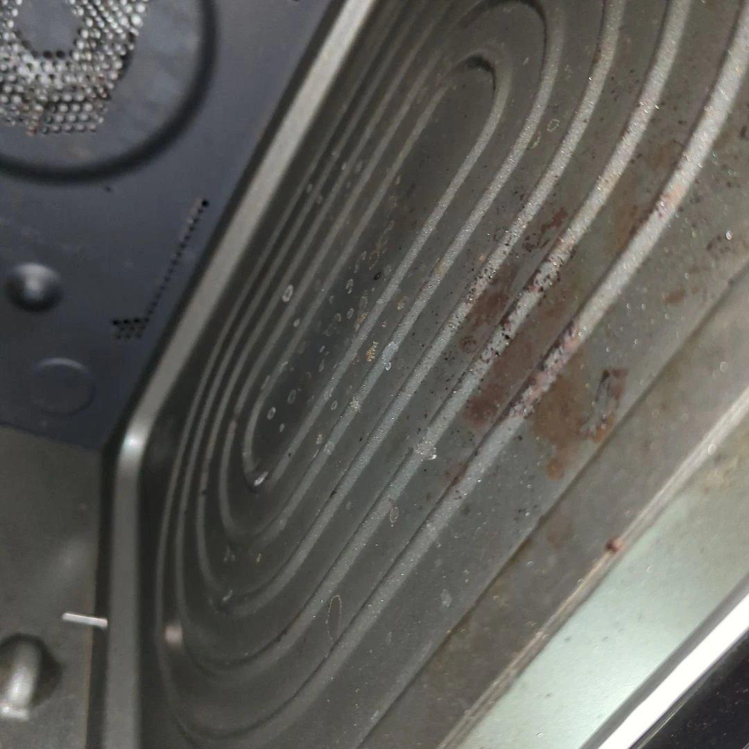 東芝　スチームオーブンレンジ 石窯ドーム ER-D70A(W) ホワイト