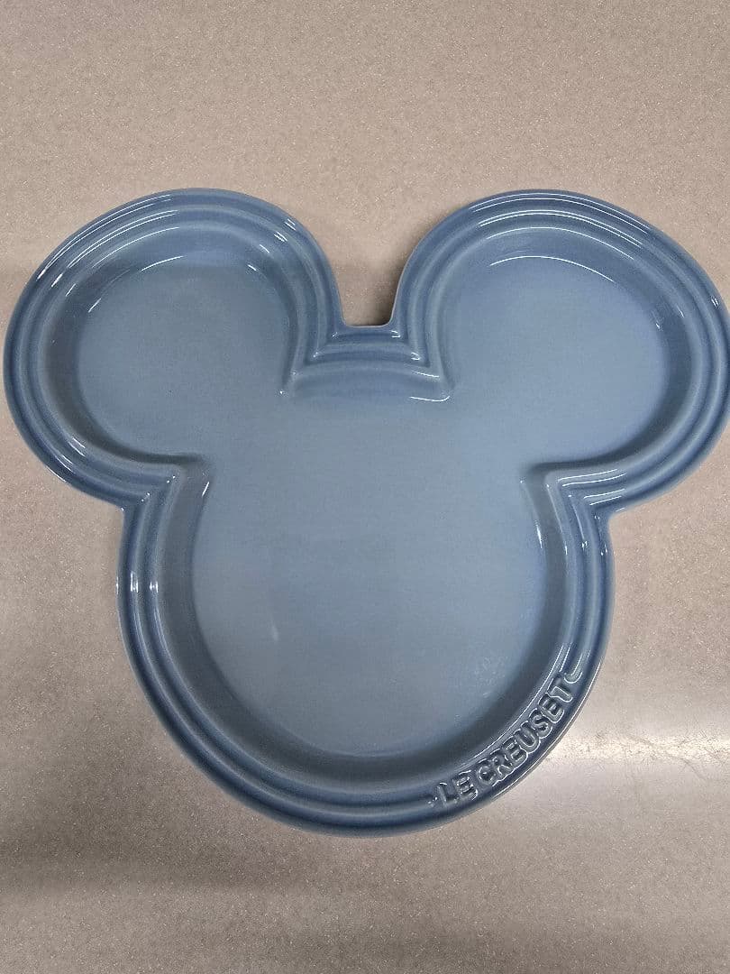 ル・クルーゼ ミッキーマウス型 食器セット ブルー＆ピンク