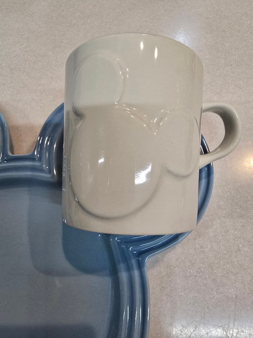 ル・クルーゼ ミッキーマウス型 食器セット ブルー＆ピンク