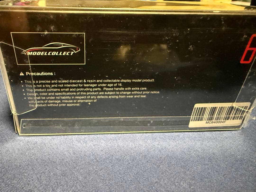 リバティーウォーク1/64サイズミニカー458（レッド）&GT-R(ゴールド)