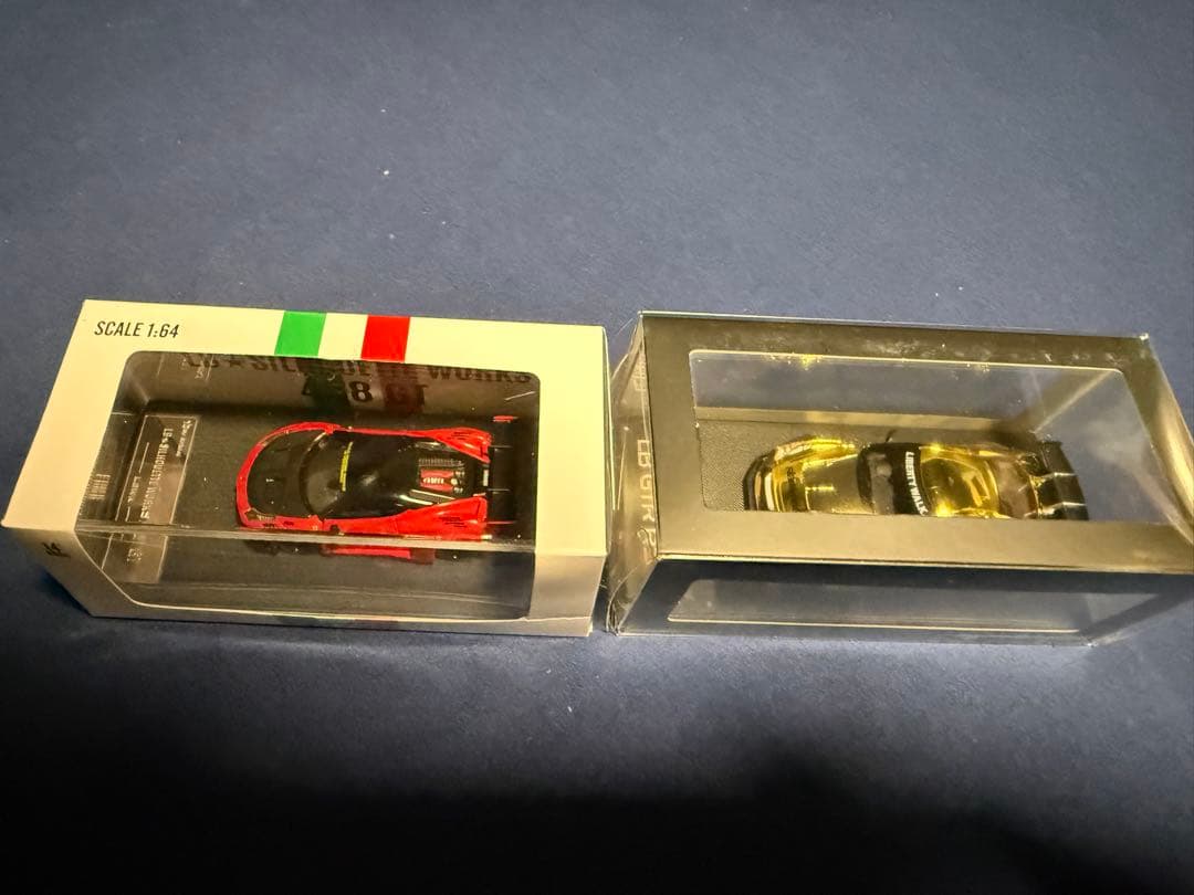 リバティーウォーク1/64サイズミニカー458（レッド）&GT-R(ゴールド)