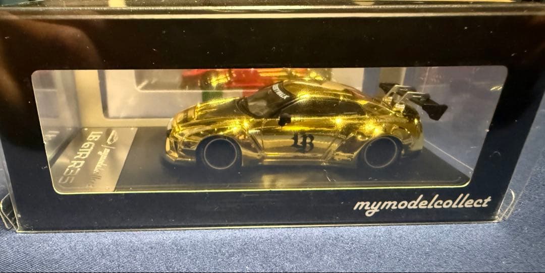 リバティーウォーク1/64サイズミニカー458（レッド）&GT-R(ゴールド)