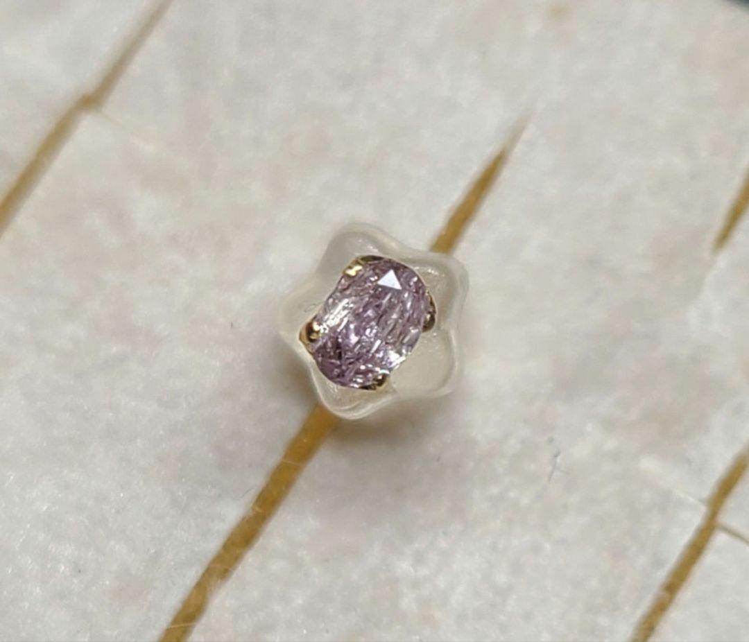 妖精のようなキュートさがあります♪★ピンクダイヤモンドピアス18金★