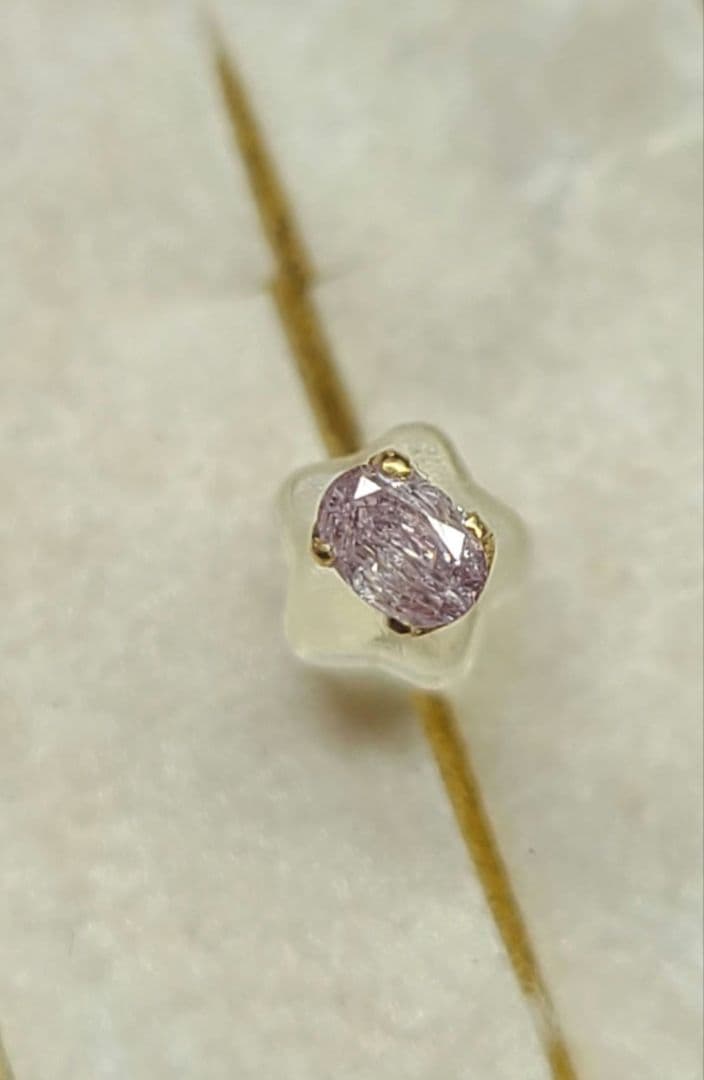 妖精のようなキュートさがあります♪★ピンクダイヤモンドピアス18金★