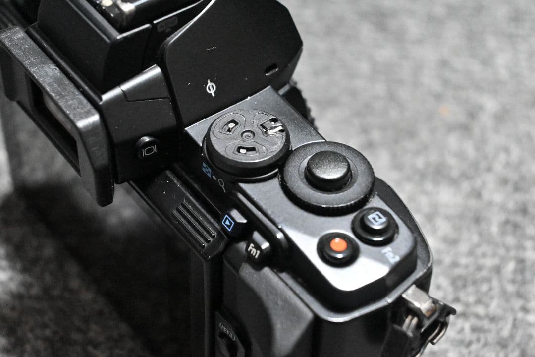 OLYMPUS OM-D E-M5 ミラーレス カメラ