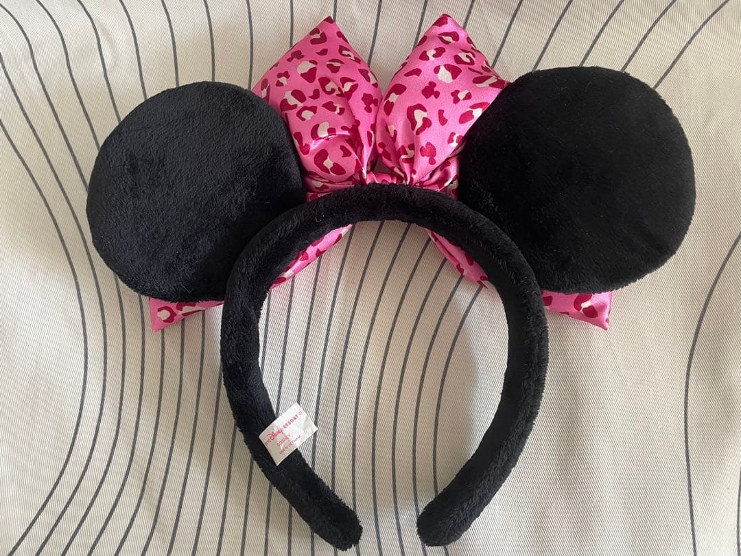 ディズニー ミニーマウス 耳カチューシャ ピンクヒョウ柄 隠れミッキー 希少レア