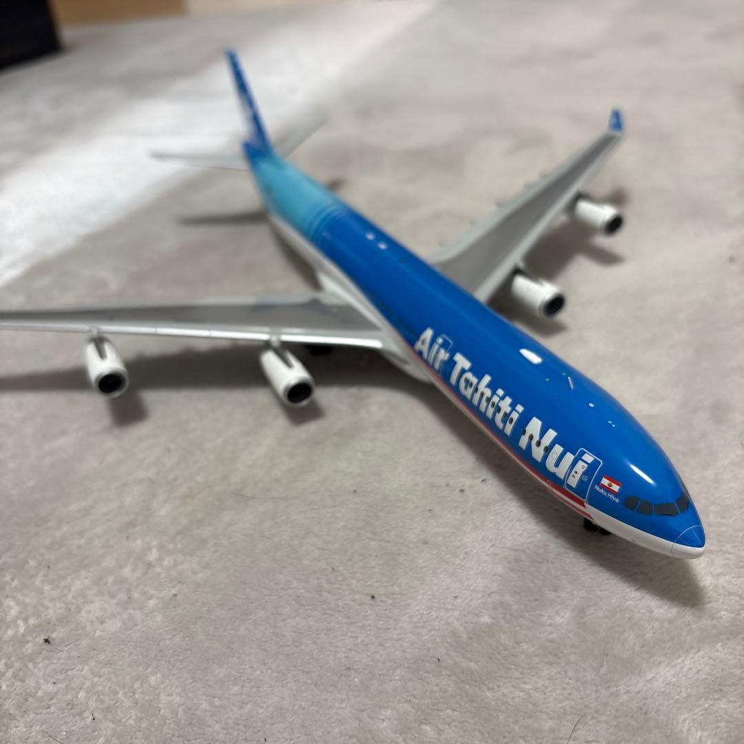 【美品】エアタヒチヌイ Airbus A340-300 1/200 Gemini