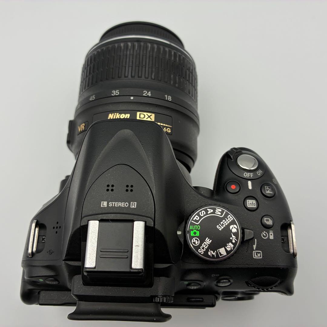 美品★ Nikon D5200 軽量 バリアングル デジタル一眼 ニコン