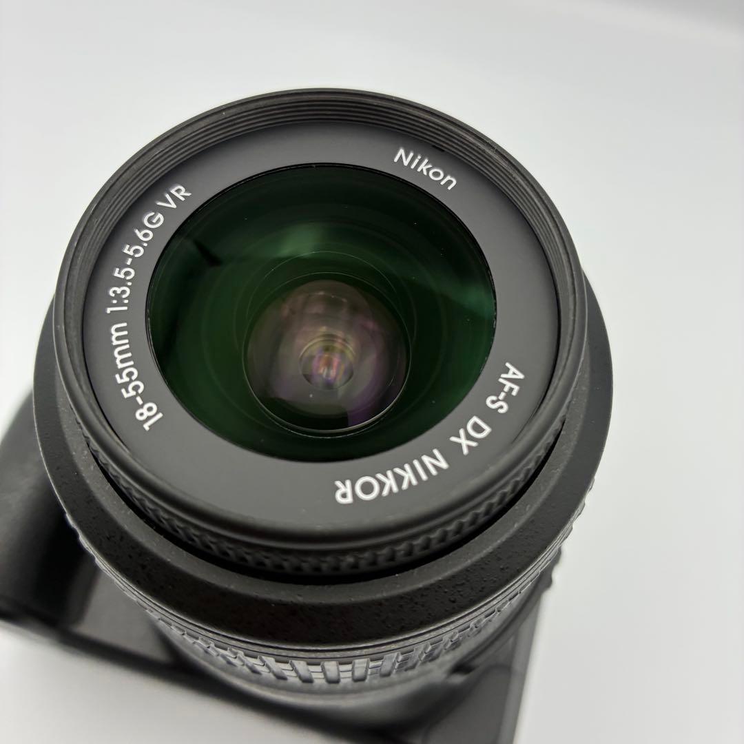 美品★ Nikon D5200 軽量 バリアングル デジタル一眼 ニコン