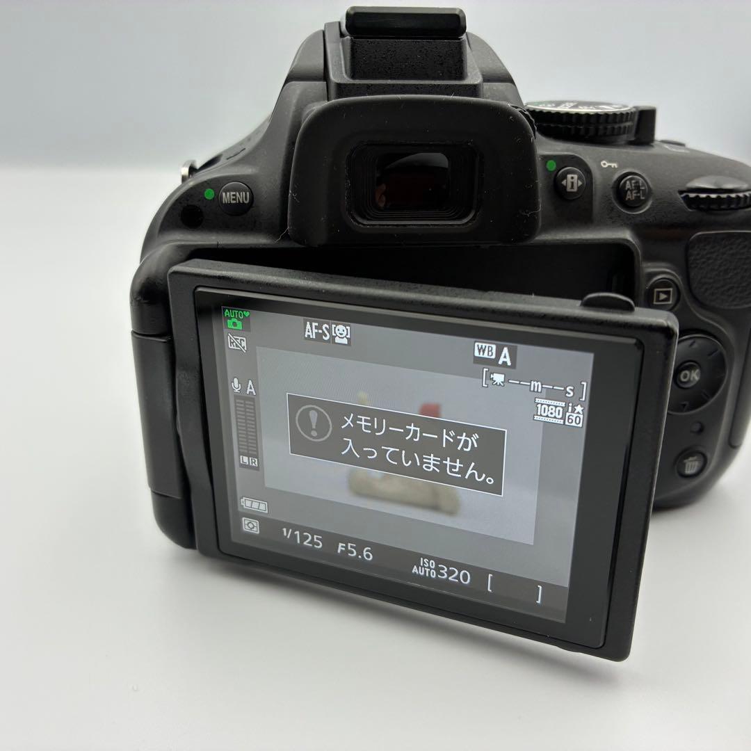 美品★ Nikon D5200 軽量 バリアングル デジタル一眼 ニコン