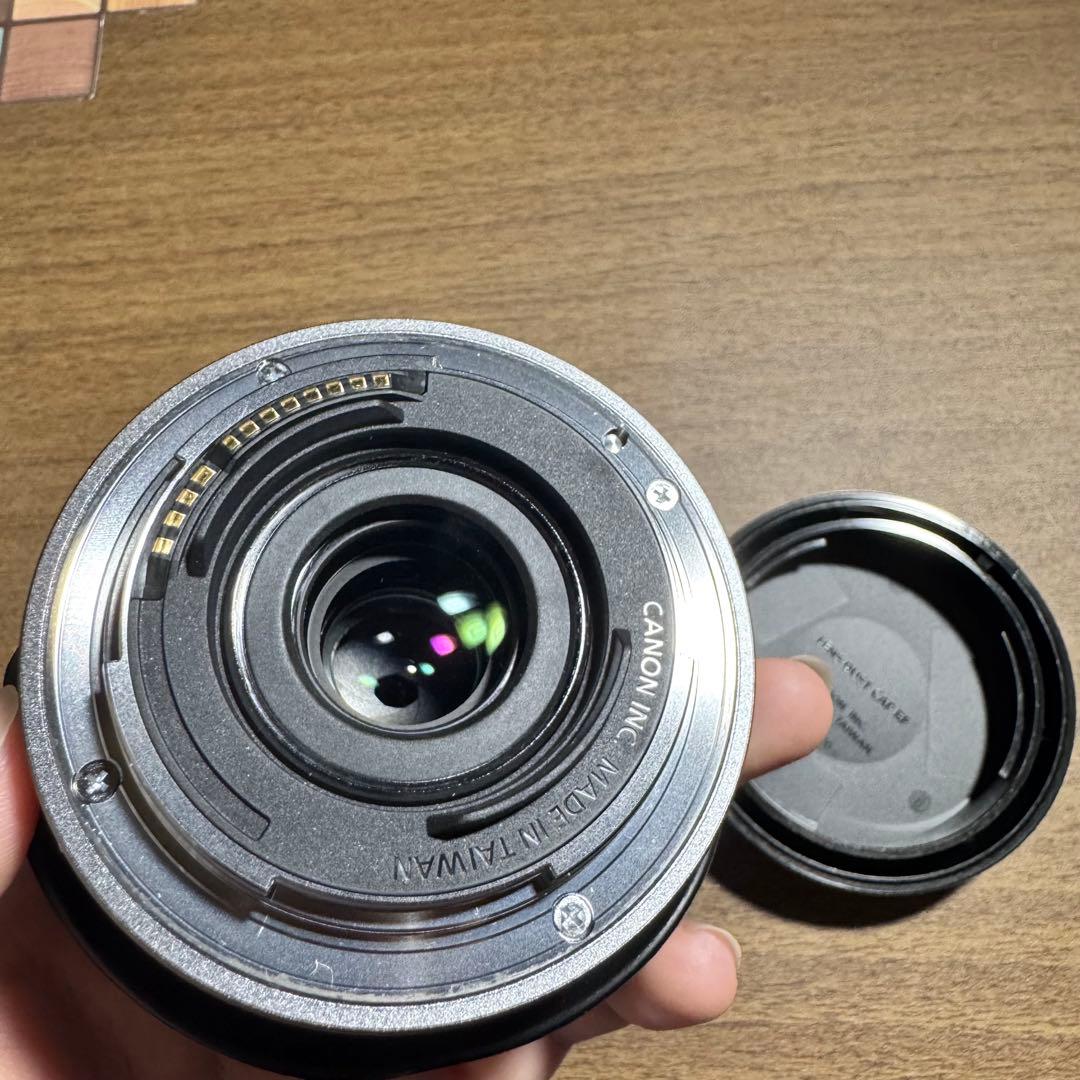 Canon RF16mm F2.8 STM レンズ ほぼ未使用