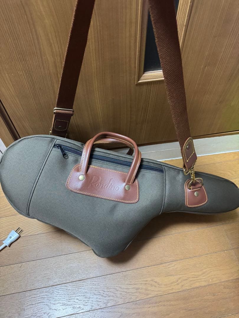 ロンディーノ　アルトサックスケース