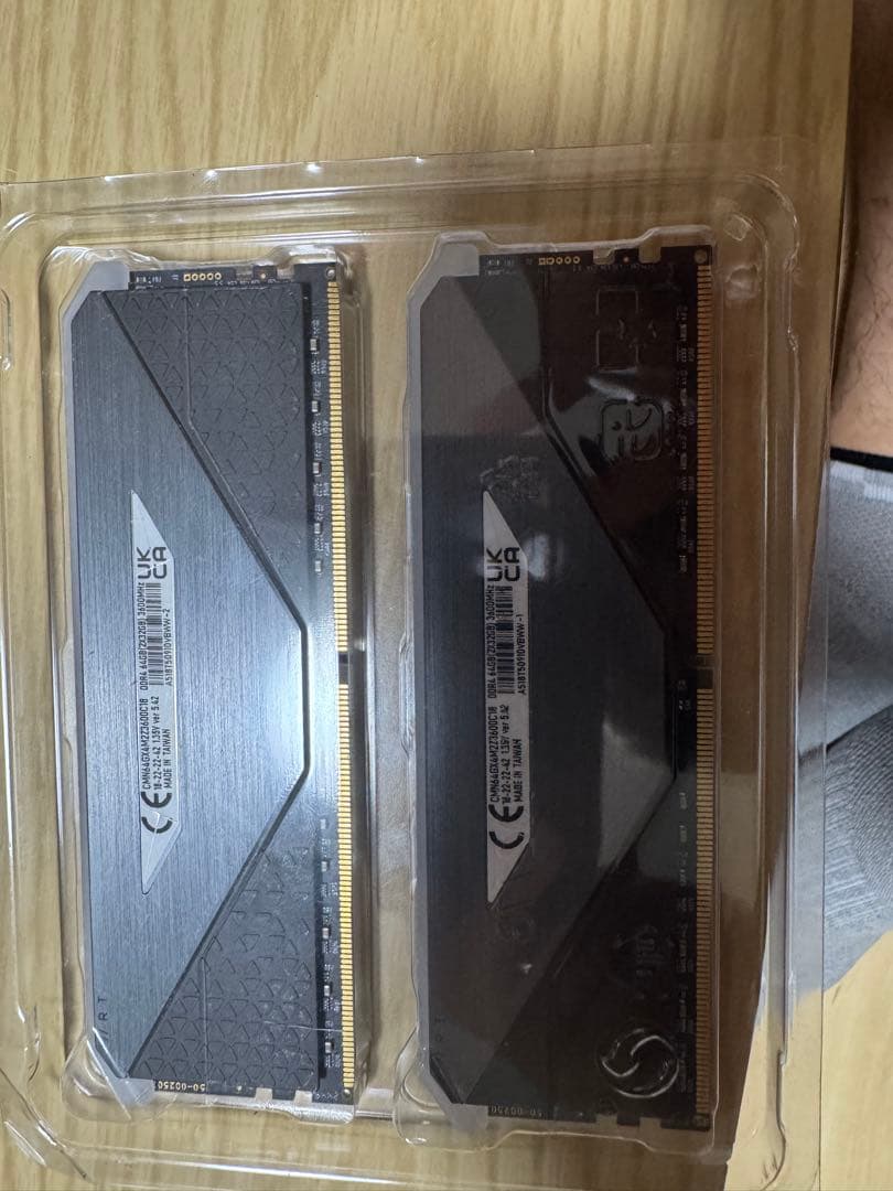 Corsair Vengeance 64GB (2x32GB) メモリー