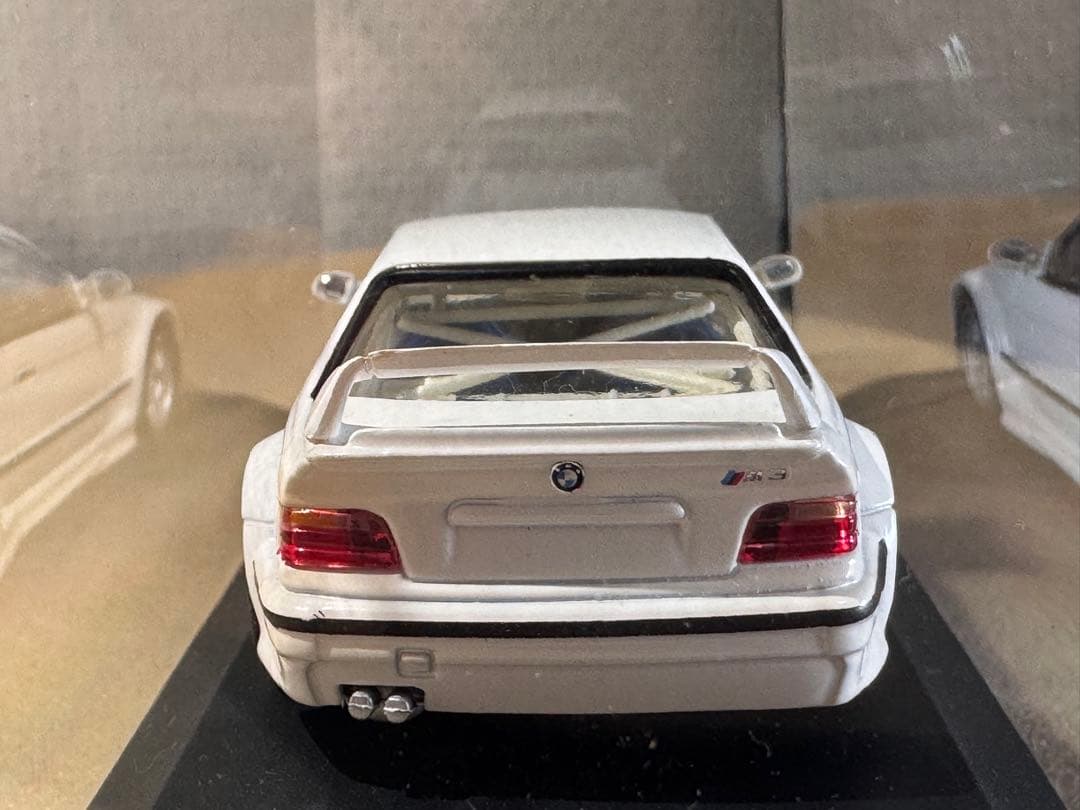  M3 GTR 1/43 スケール 白