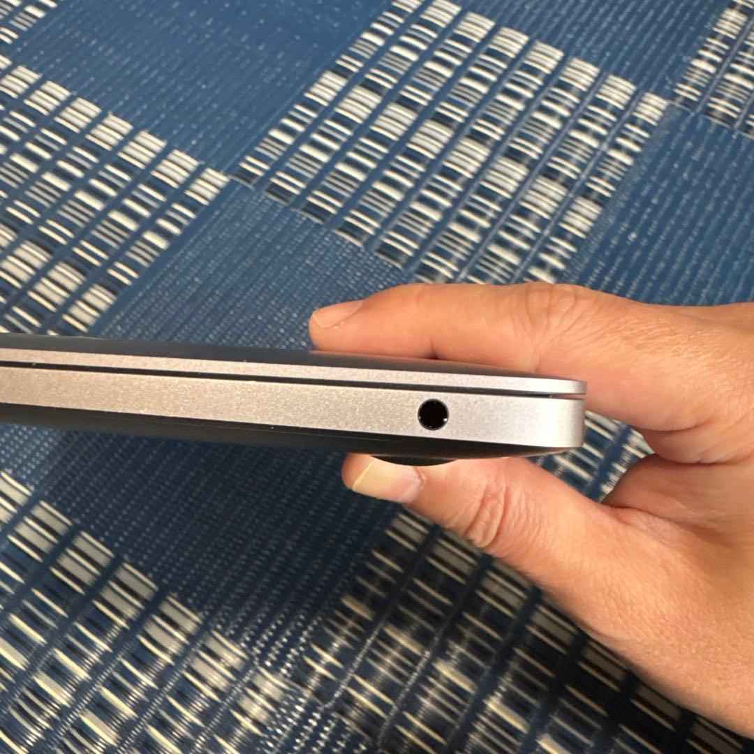 【付属品完備】MacBook Air (M1, 2020) 8GB/256GB