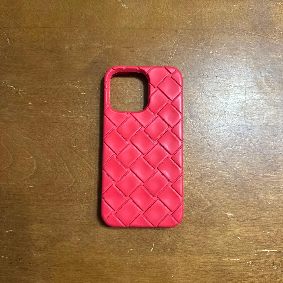 Bottega Veneta 赤 iPhone 14pro ケース