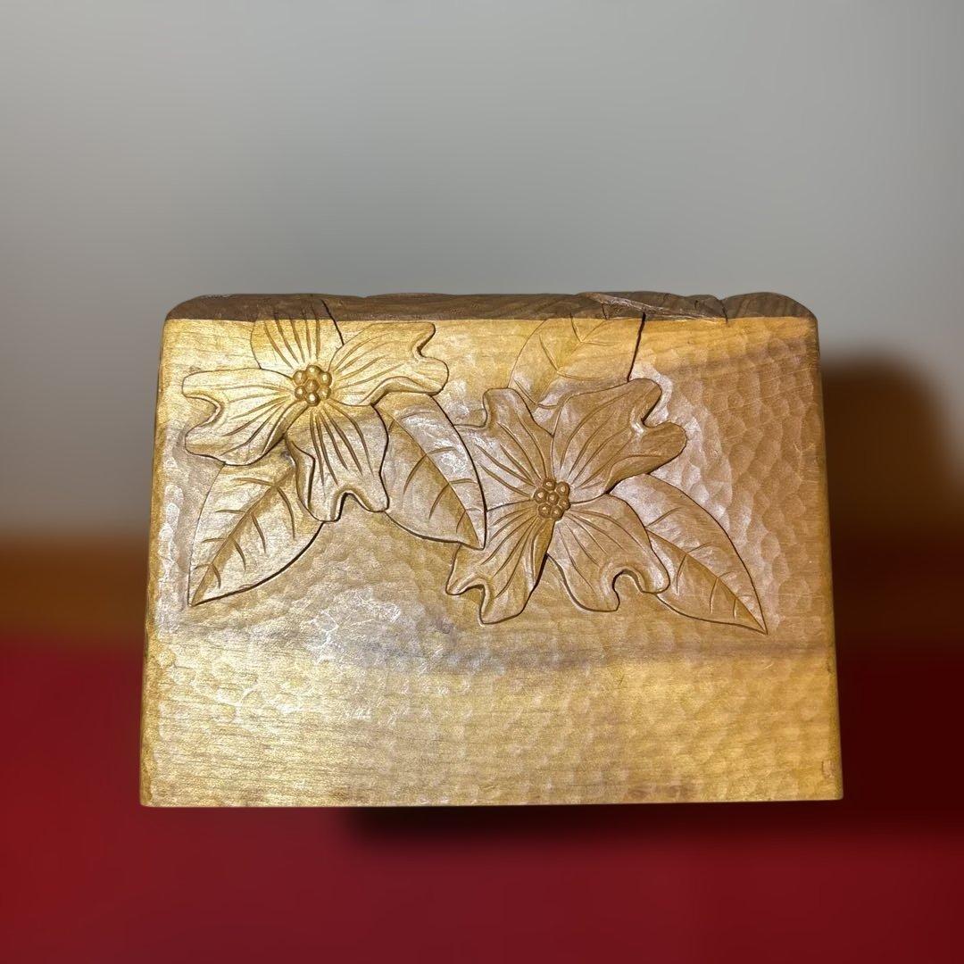 ④ 木彫り　BOXティッシュケース 横　ハナミズキ