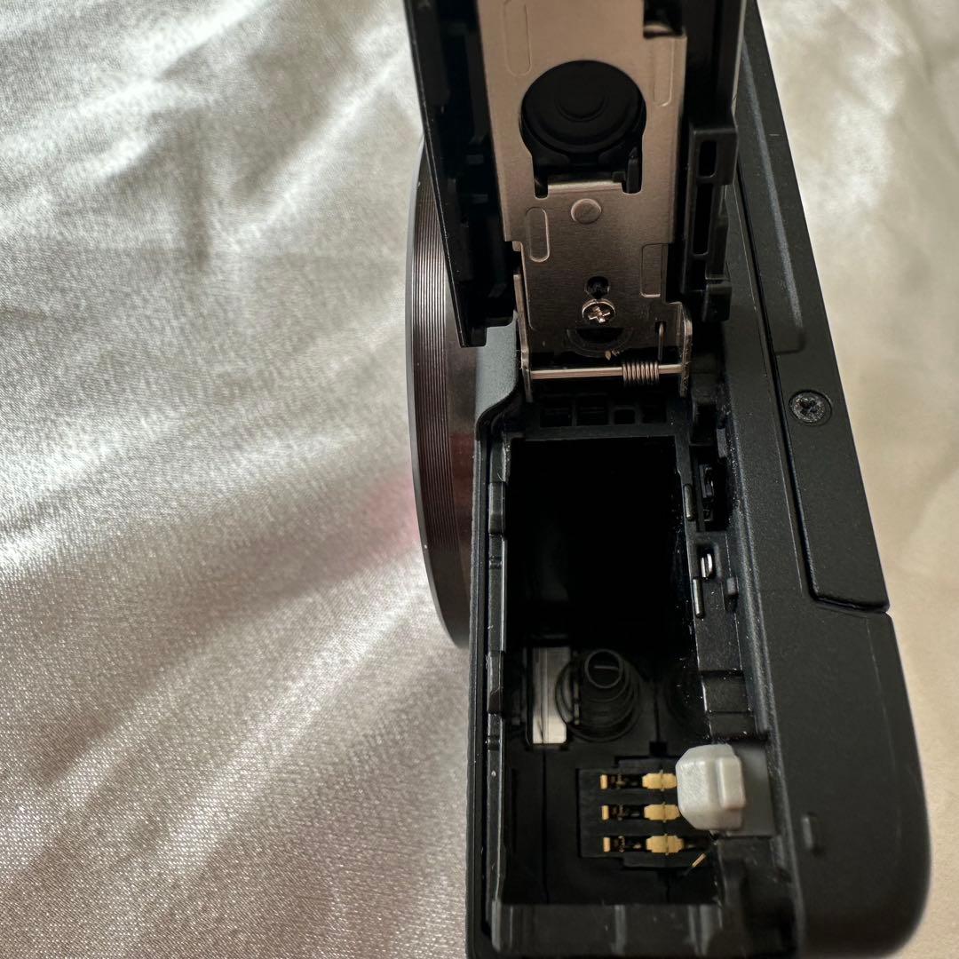 Canon EOS M100 ミラーレスカメラ 充電器　バッテリー　SDカード