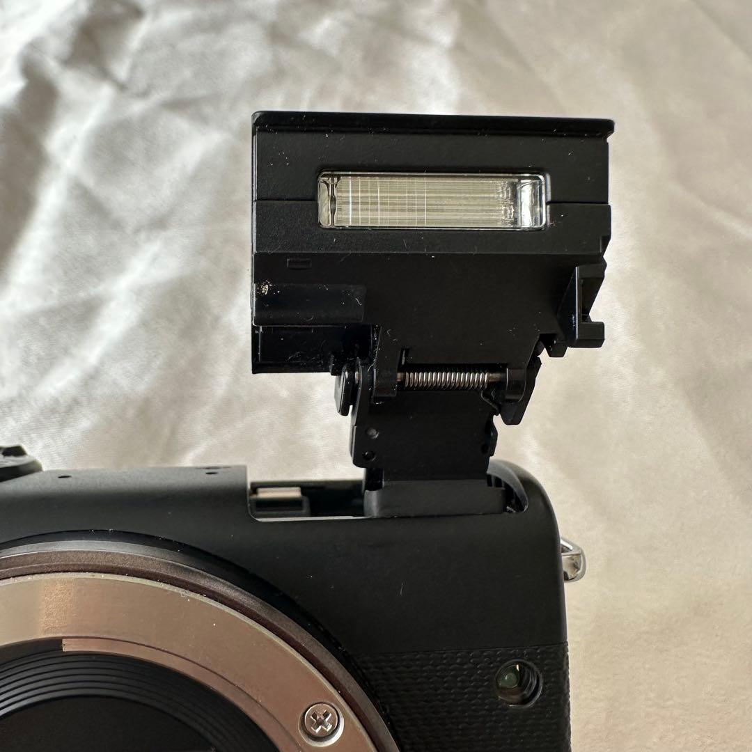 Canon EOS M100 ミラーレスカメラ 充電器　バッテリー　SDカード