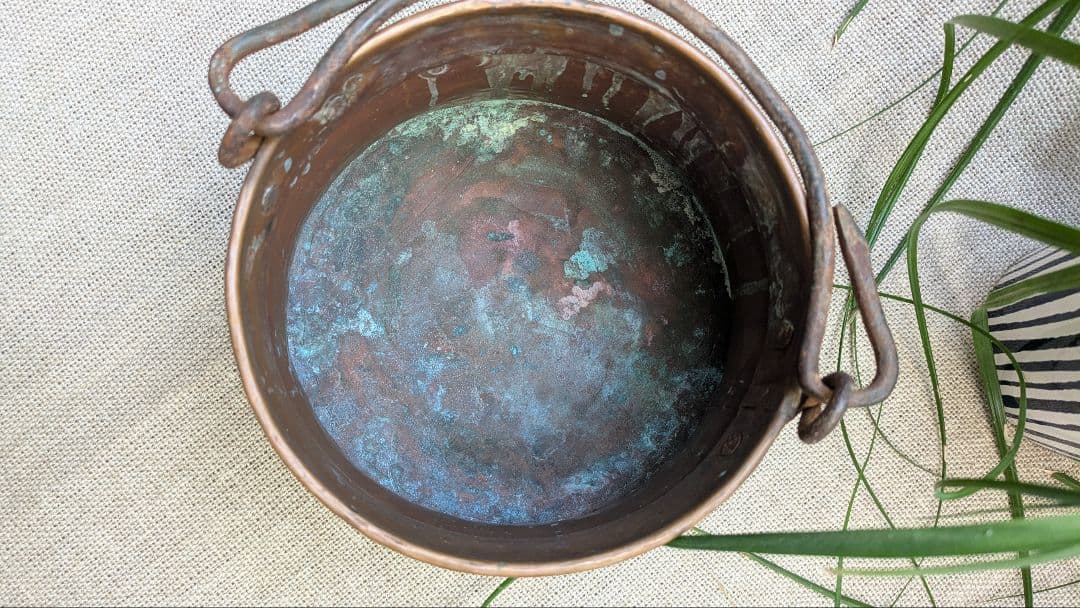 フランスアンティーク 銅製 吊り下げ鍋 ポットカバー 鉢カバーに。h-25