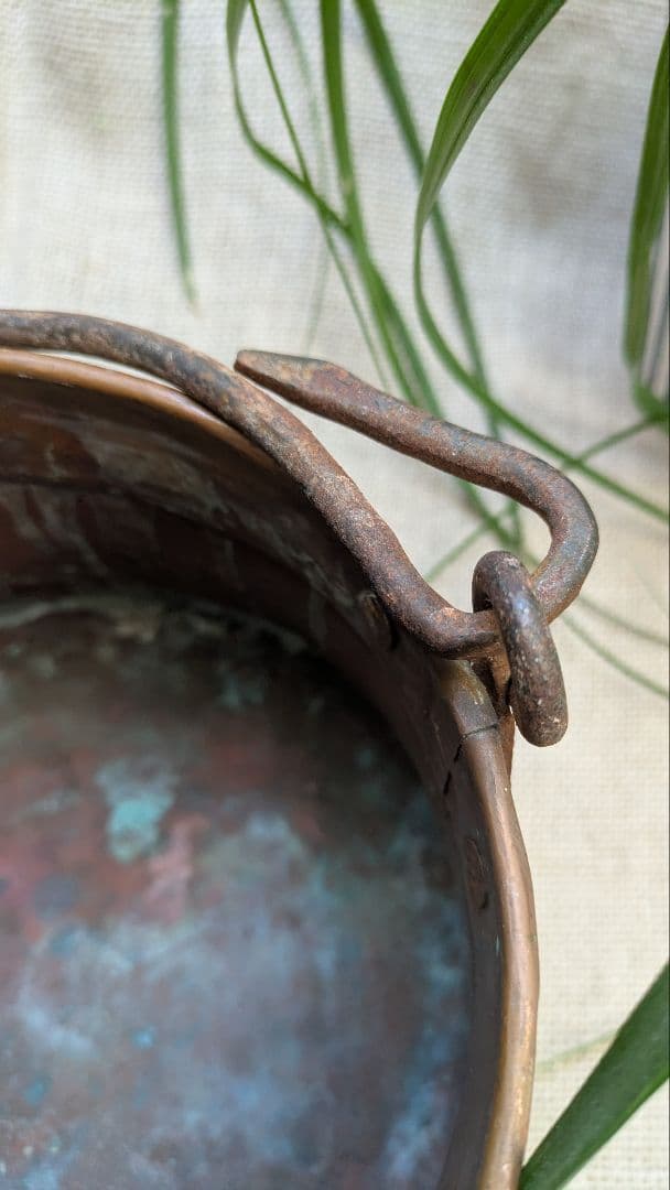 フランスアンティーク 銅製 吊り下げ鍋 ポットカバー 鉢カバーに。h-25
