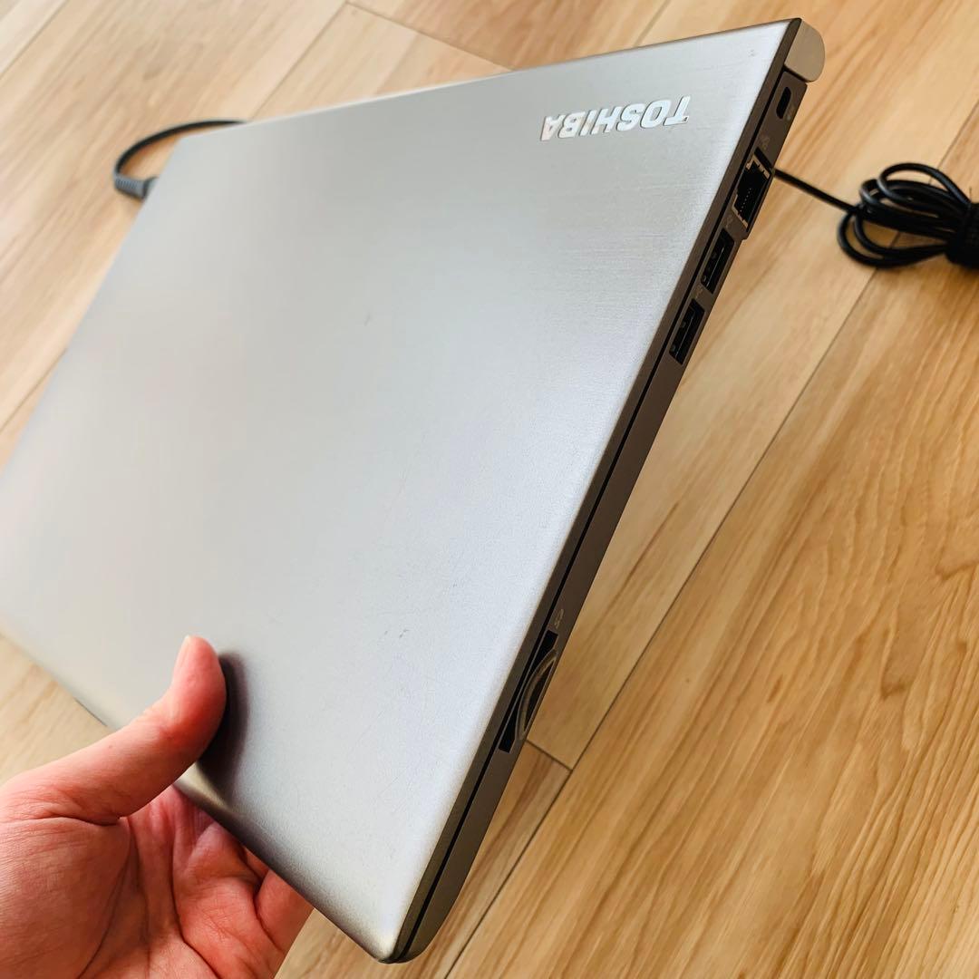 Windowsノート本体 Dynabook R634/L Corei5 SSD 8GB Windows10