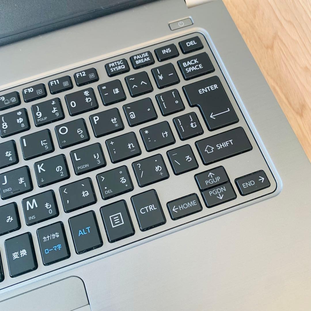 Windowsノート本体 Dynabook R634/L Corei5 SSD 8GB Windows10