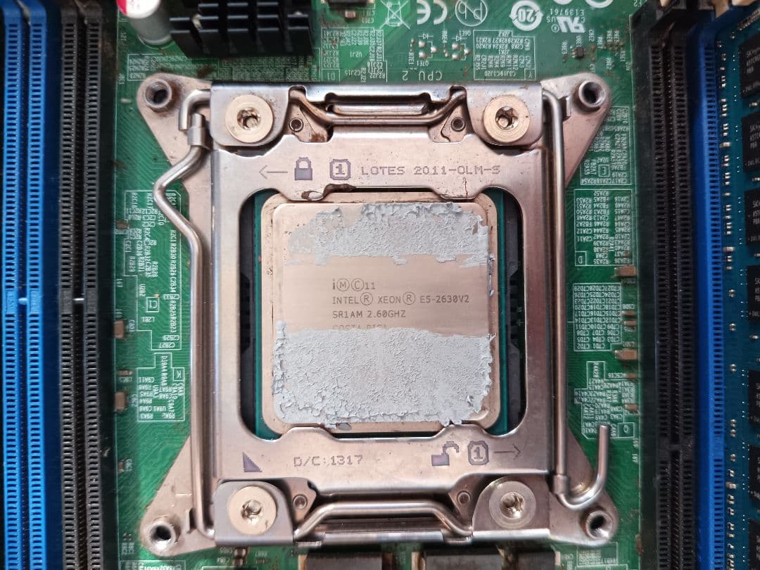 Intel S2600CP + CPU + メモリ