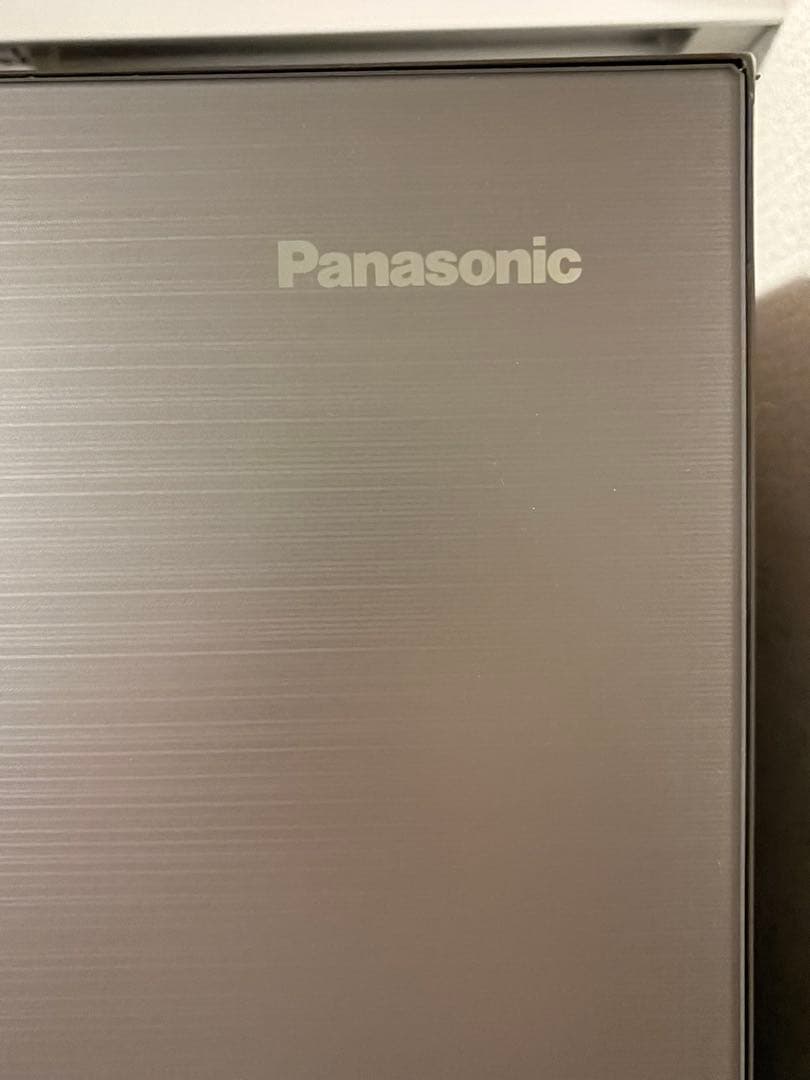 Panasonic 冷蔵庫6ドア NR-F55WX1-H 2024年製 中古品