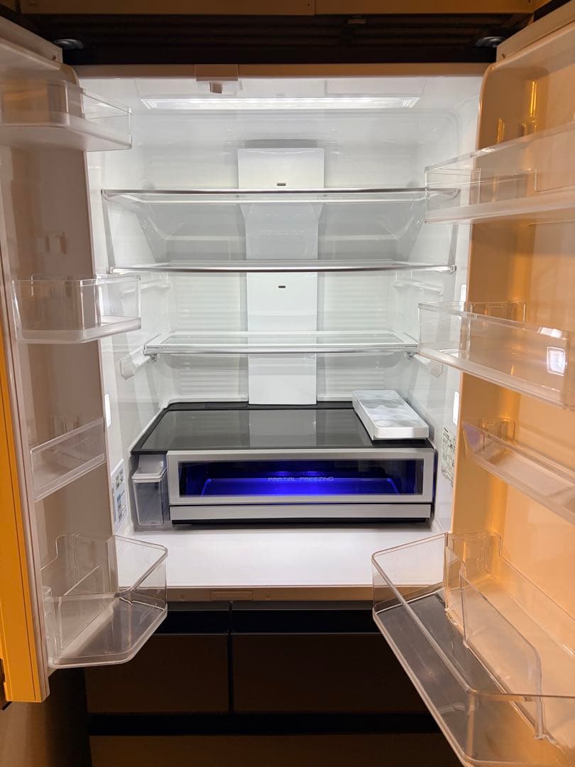 Panasonic 冷蔵庫6ドア NR-F55WX1-H 2024年製 中古品