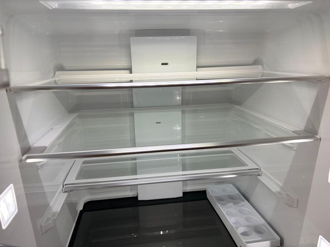 Panasonic 冷蔵庫6ドア NR-F55WX1-H 2024年製 中古品