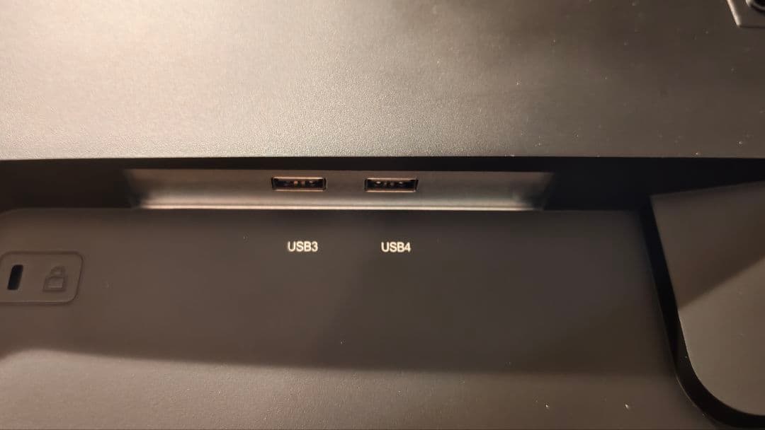 KTC A32Q8 スマートモニター 32インチ 4K　GoogleTV搭載