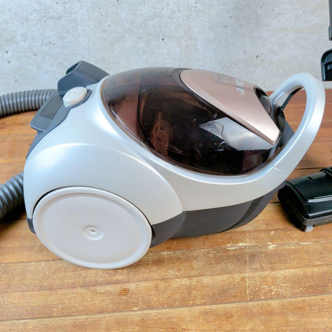 三菱　紙パック 掃除機　TC-FXF7P-T