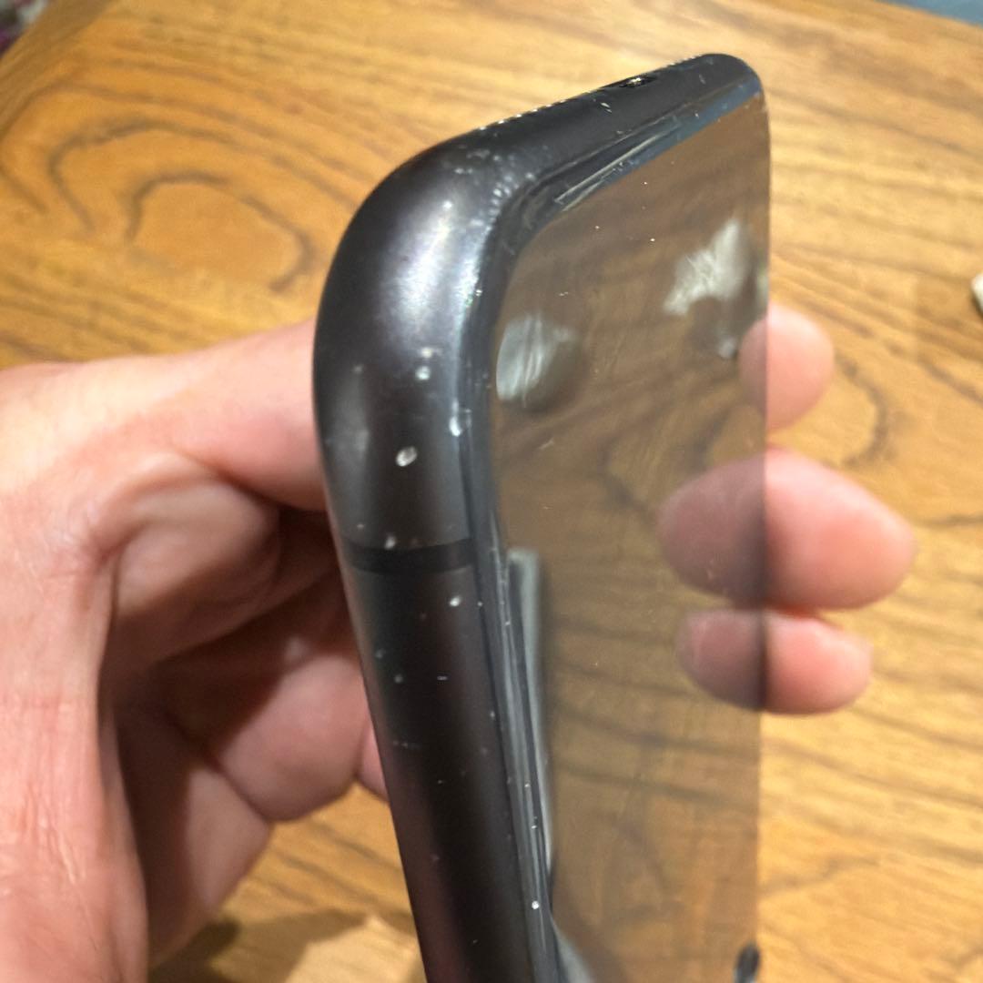 【ジャンク品】iPhone11 本体 64GB ブラック　ディスプレイ横線