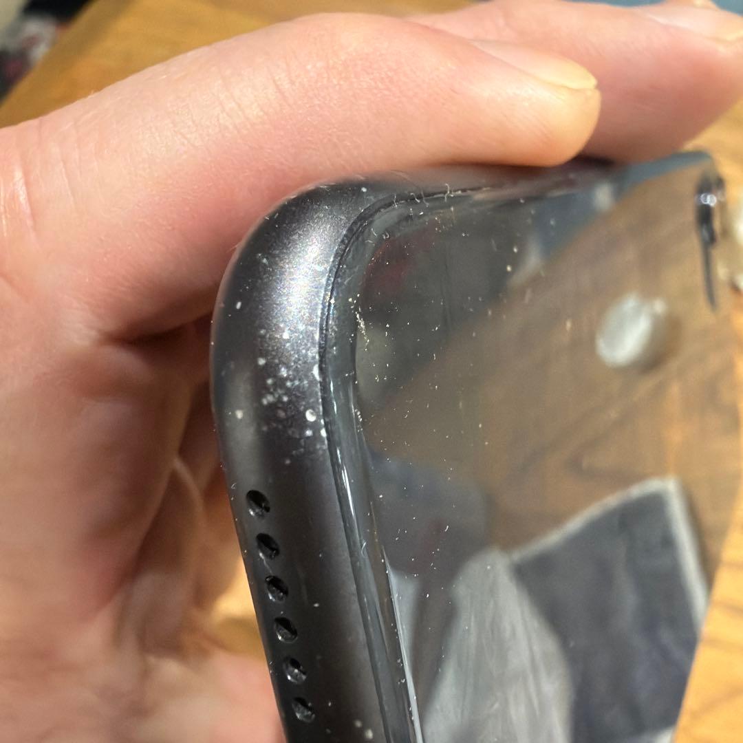 【ジャンク品】iPhone11 本体 64GB ブラック　ディスプレイ横線