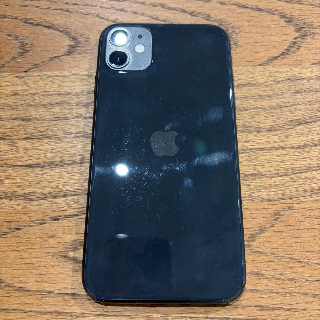 【ジャンク品】iPhone11 本体 64GB ブラック　ディスプレイ横線