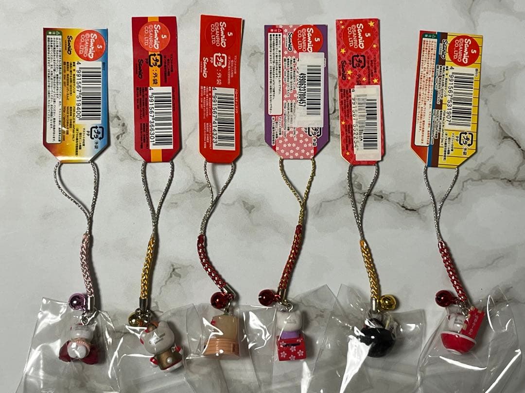 ご当地キティ　根付けストラップ　埼玉限定　横浜限定　山梨限定　栃木限定