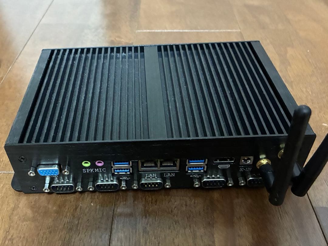 ファンレスパソコン　Intel i5 4200u windows10 Pro