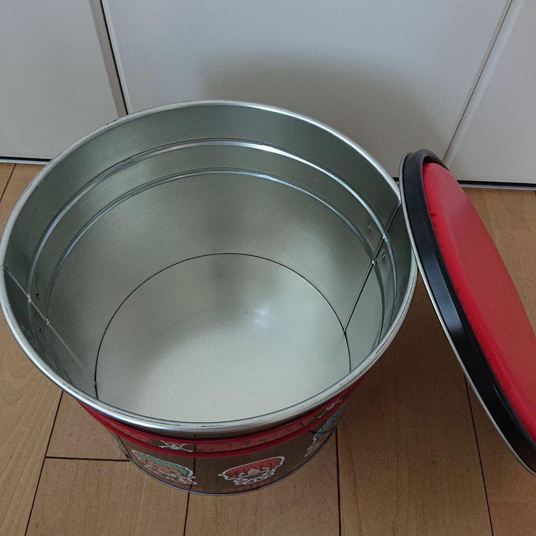 ONE PIECE キャラクター収納スツール 缶 ワンピース 麦わら 貴重