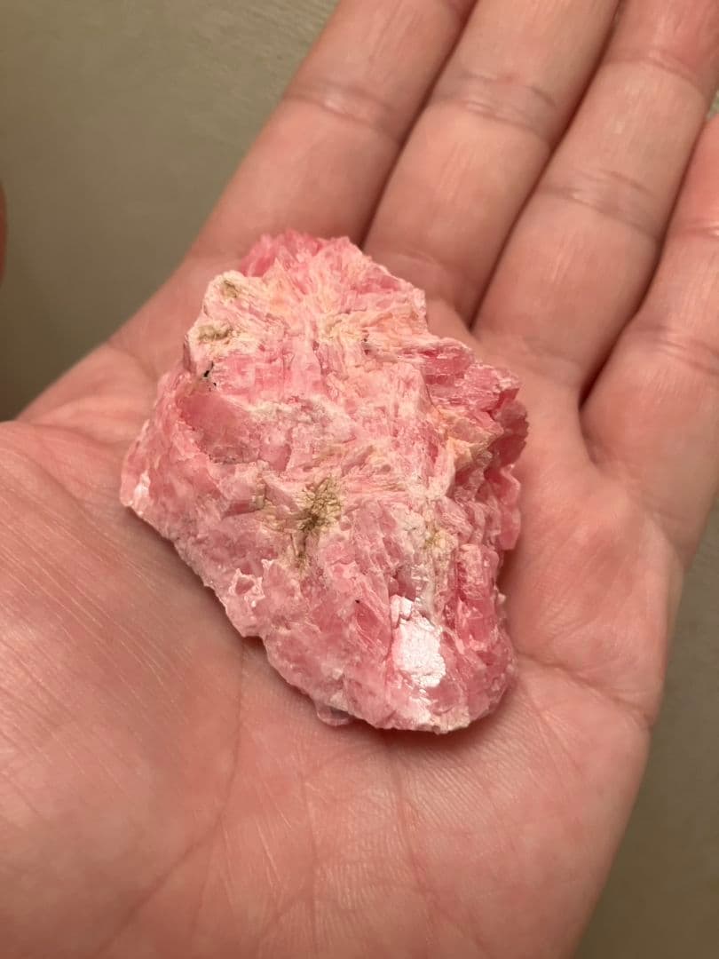 結晶の塊‼️北海道稲倉石鉱山産　ロードクロサイト原石