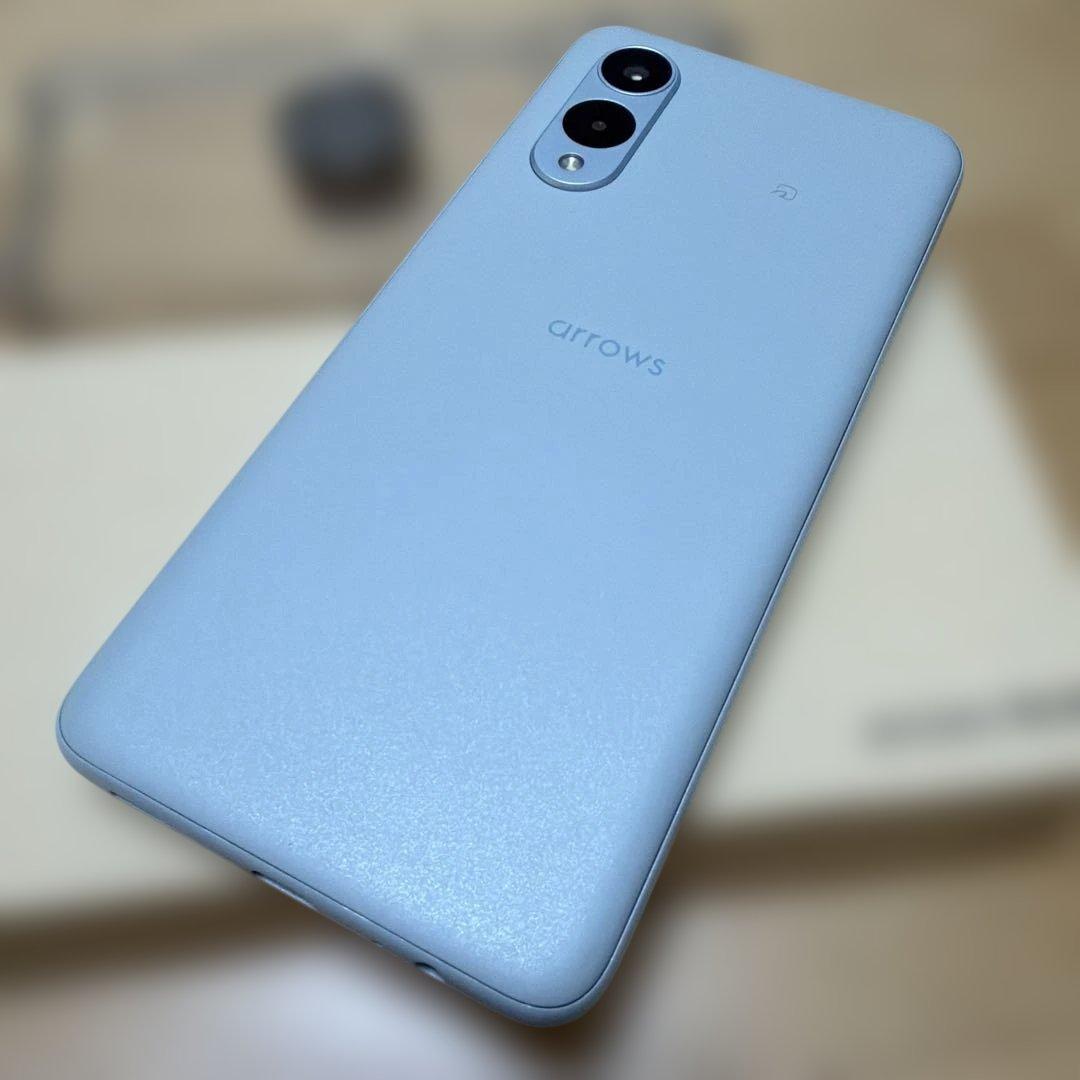 【美品】Arrows we2 M07 64GB ライトブルー