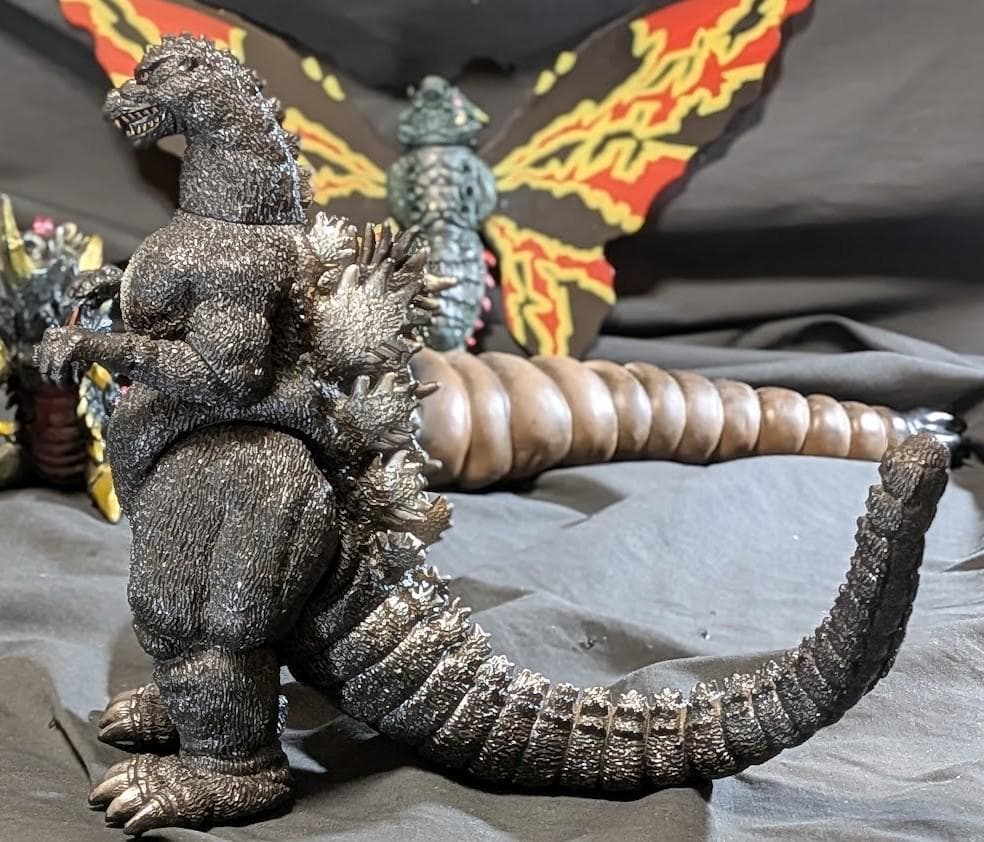 平成ゴジラＶＳシリーズ　モスラ・バトラ幼虫（バンダイ）ソフビ３体セット＋１