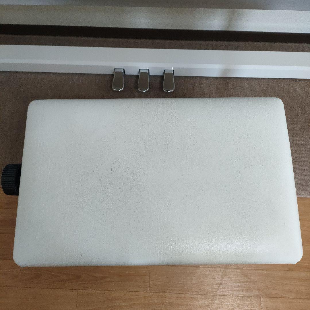 ローランド　DP-603-PW (白塗鏡面艶出し塗装仕上)　椅子 BNC05WH