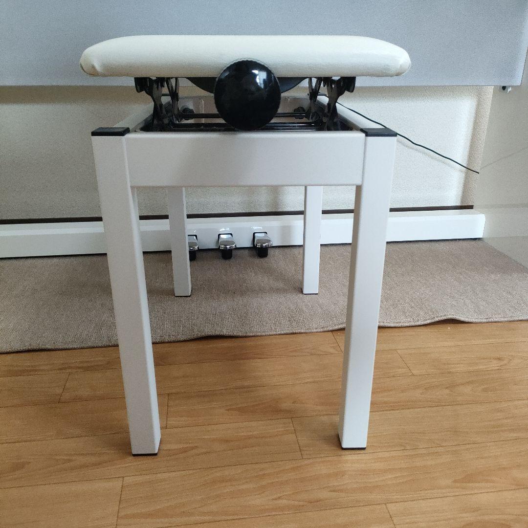 ローランド　DP-603-PW (白塗鏡面艶出し塗装仕上)　椅子 BNC05WH